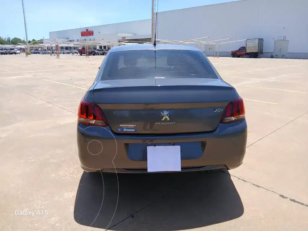 Peugeot 301 Allure 1.6 Hdi Plus  2019 - foto 3