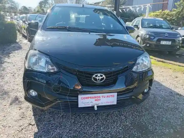 Toyota Etios Sedán Xls  2018 - foto 3