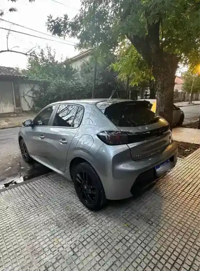Peugeot 208 Feline 1.6 Tiptronic  2021 - foto 4