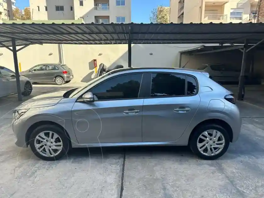 Peugeot 208 Active 1.6 Pack  2023 - foto 5