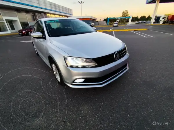 Volkswagen Vento 2.0 Fsi Advance Summer Package (1984 Cc) 2016 - foto 1