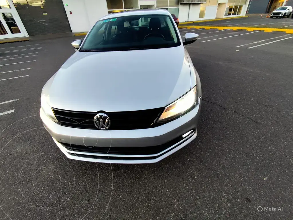 Volkswagen Vento 2.0 Fsi Advance Summer Package (1984 Cc) 2016 - foto 3