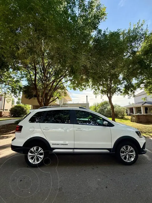 Volkswagen Suran Cross 1.6 Highline (1598 Cc) 2017 - foto 5