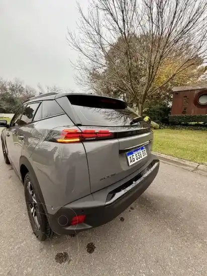 Peugeot 2008 Gt T200  2024 - foto 5