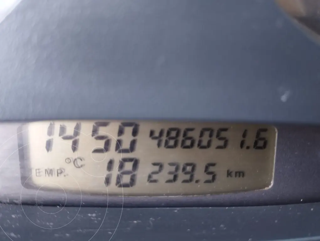 Iveco Daily Chasis Chasis Cabina Doble 55C16 (2998 Cc) 2015 - foto 2