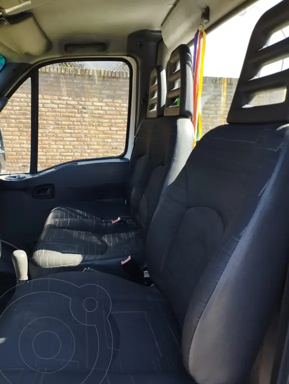 Iveco Daily Chasis Chasis Cabina Doble 55C16 (2998 Cc) 2015 - foto 3