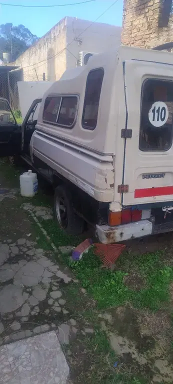 Peugeot 504 Pick Up Grd  1989 - foto 2