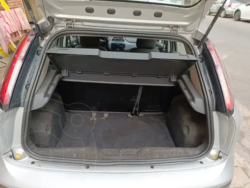 Fiat Punto 5P 1.6 Essence  2013 - foto 5