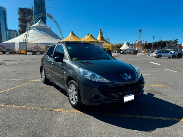 Peugeot 207 2011 - foto 1