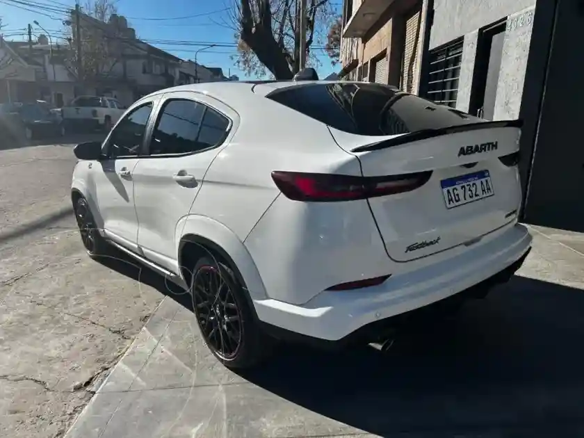 Fiat Fastback Abarth T270 1.3L Gse  2024 - foto 4