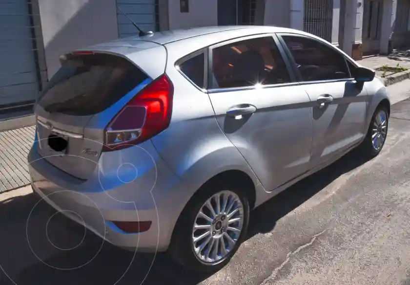 Ford Fiesta Kinetic Titanium  2014 - foto 2
