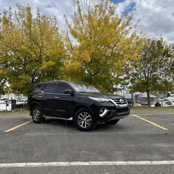 Toyota SW4 2018 - foto 1