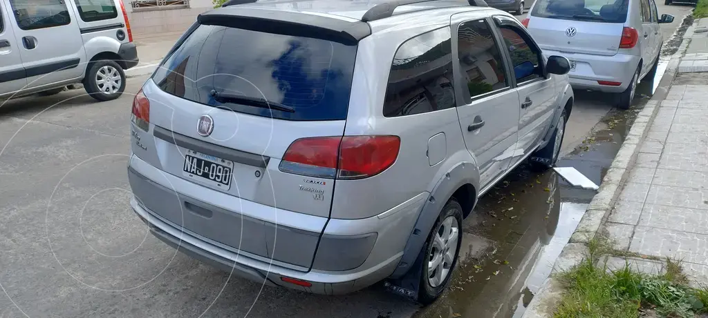 Fiat Palio Weekend 1.4 Trekking (1368 Cc) 2013 - foto 4