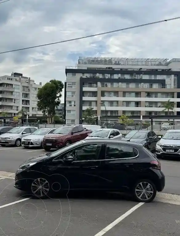 Peugeot 208 Feline 1.6 Aut  2019 - foto 5