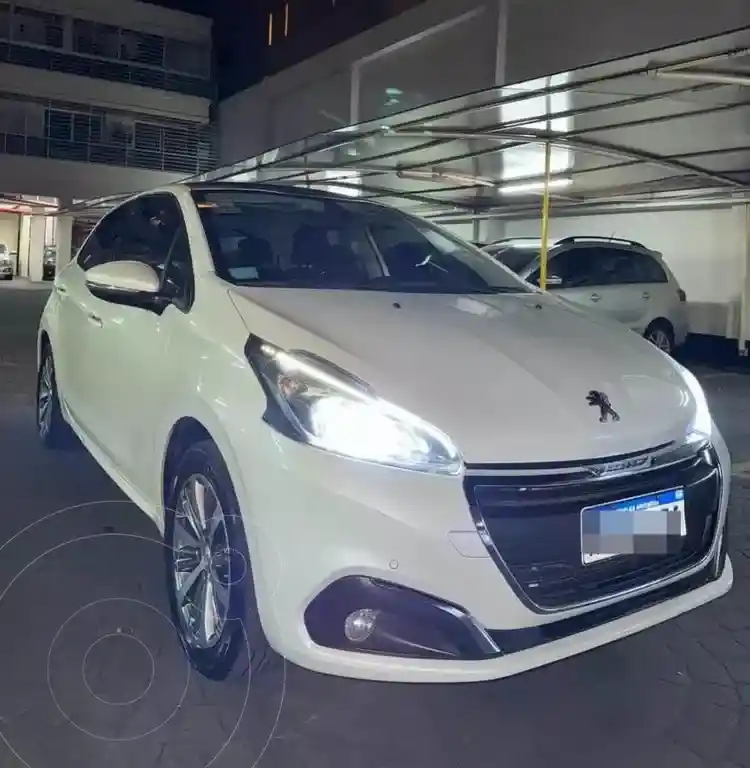 Peugeot 208 Feline 1.6  2019 - foto 1