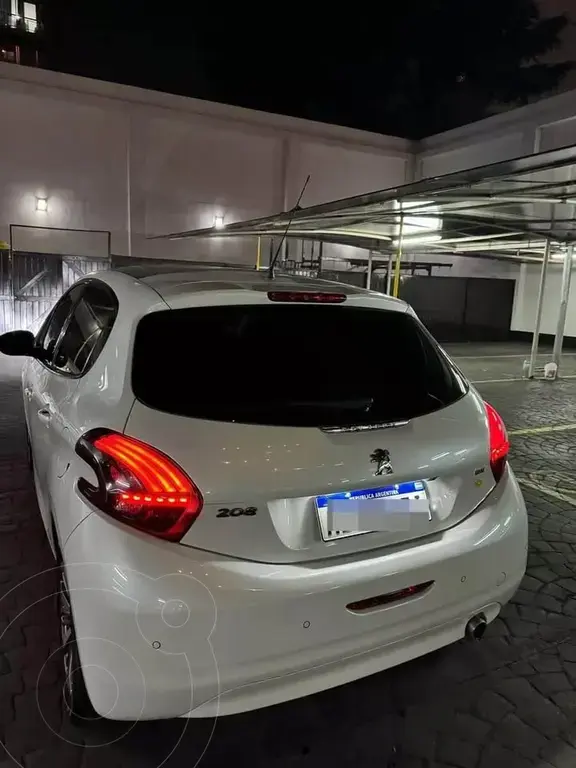 Peugeot 208 Feline 1.6  2019 - foto 5
