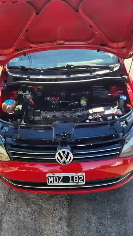 Volkswagen Suran 1.6 Trendline  2013 - foto 4