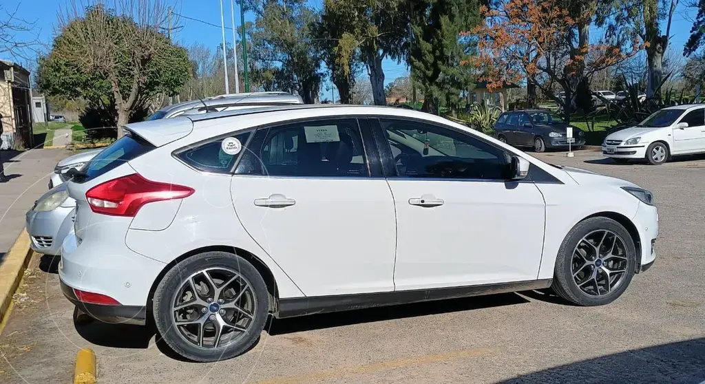 Ford Focus 5P 2.0L Titanium Aut (2000 Cc) 2017 - foto 4