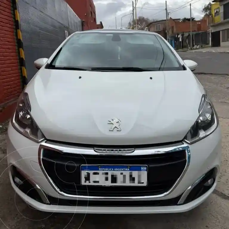 Peugeot 208 Feline 1.6  2018 - foto 2