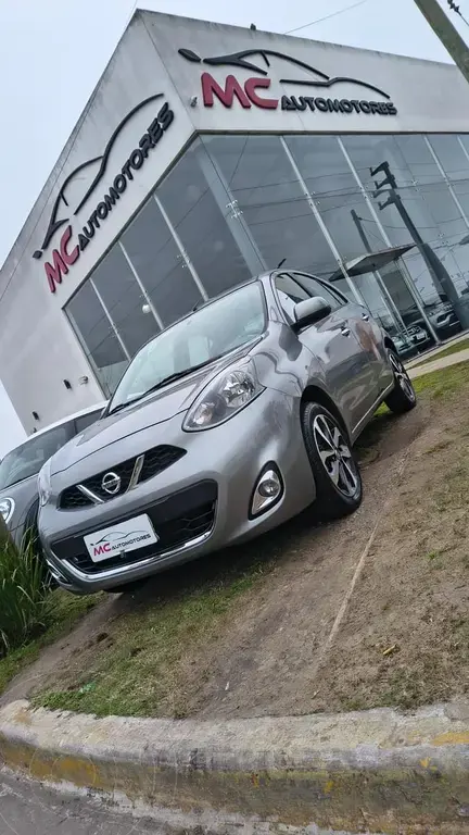 Nissan March March 1.6 Advance Pure Drive 2017 - foto 2