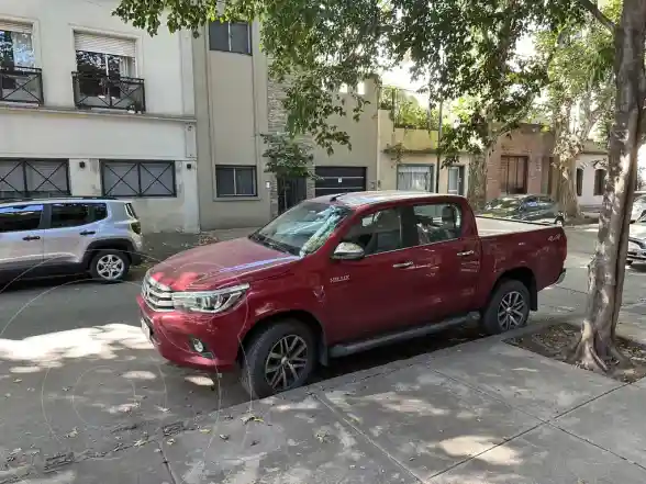 Toyota Hilux 2.8 4X4 Srx Tdi Dc Aut  2017 - foto 1