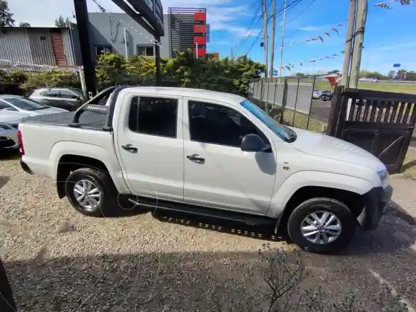 Volkswagen Amarok Amarok 20Td 4X2 Dc Trendline  2023 - foto 2