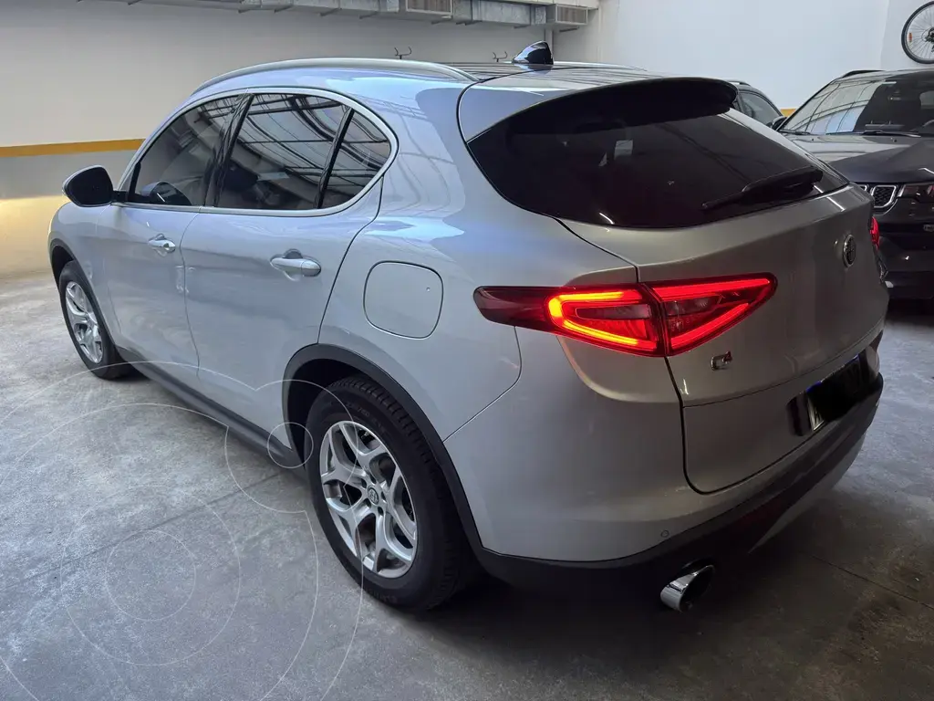 Alfa Romeo Stelvio Distinctive Q4 2.0 Aut (1995 Cc) 2019 - foto 2