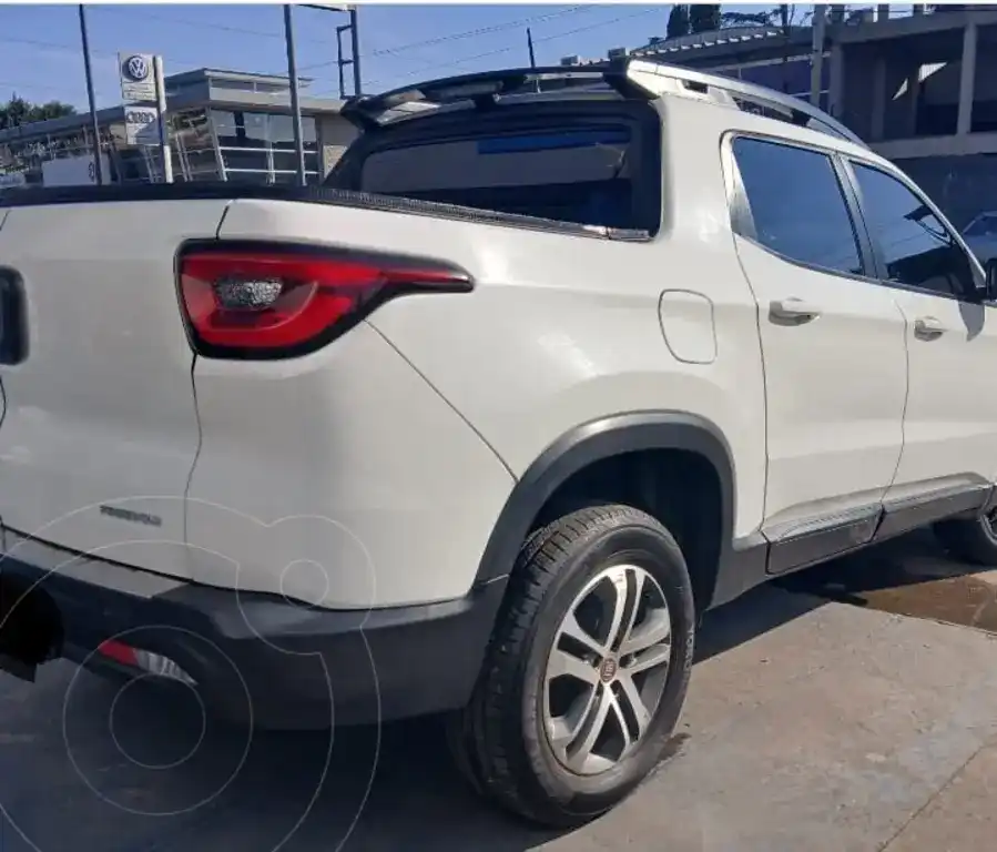 Fiat Toro 2.0 Tdi Freedom 4X4 Cd Pack Xtreme  2017 - foto 2