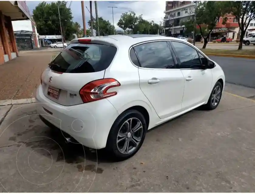 Peugeot 208 Feline 1.6 Pack Cuir  2015 - foto 5