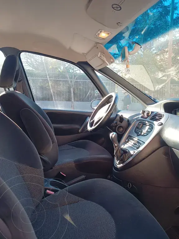 Citroën Xsara Picasso 2.0 Hdi Exclusive (1997 Cc) 2011 - foto 2