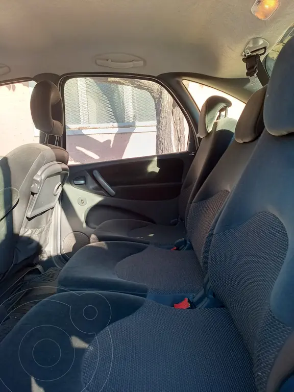 Citroën Xsara Picasso 2.0 Hdi Exclusive (1997 Cc) 2011 - foto 4