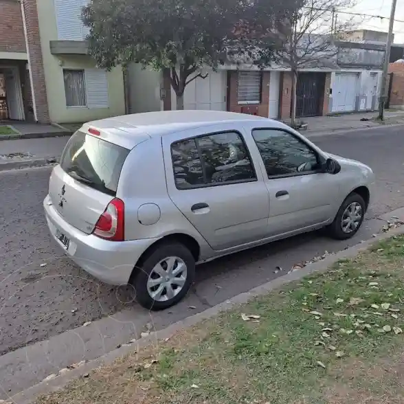 Renault Clio Mío 5P Confort Plus  2014 - foto 3