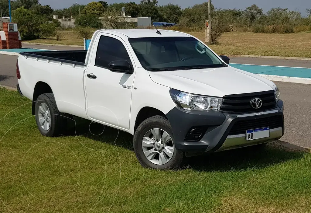 Toyota Hilux 2.4 4X2 Dx Tdi Sc (2393 Cc) 2019 - foto 2