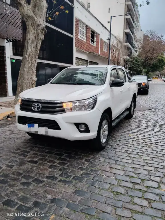 Toyota Hilux 2.8 4X4 Sr Tdi Dc (2755 Cc) 2018 - foto 1