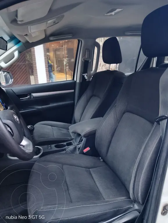 Toyota Hilux 2.8 4X4 Sr Tdi Dc (2755 Cc) 2018 - foto 4