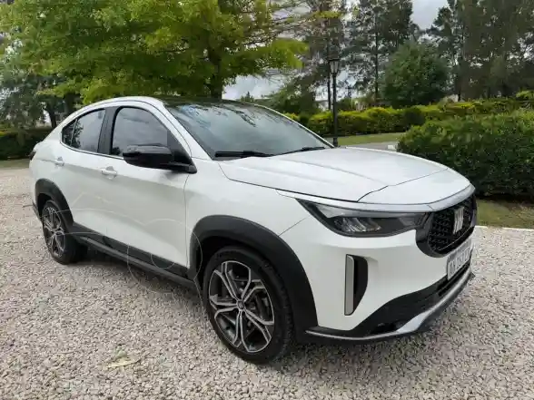 Fiat Fastback Turbo 1.3L Gse  2024 - foto 1