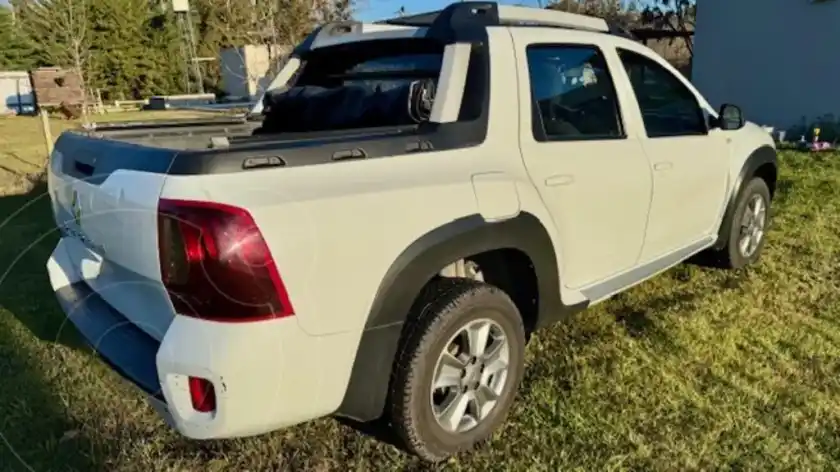 Renault Duster Oroch Outsider Plus 2.0  2016 - foto 1