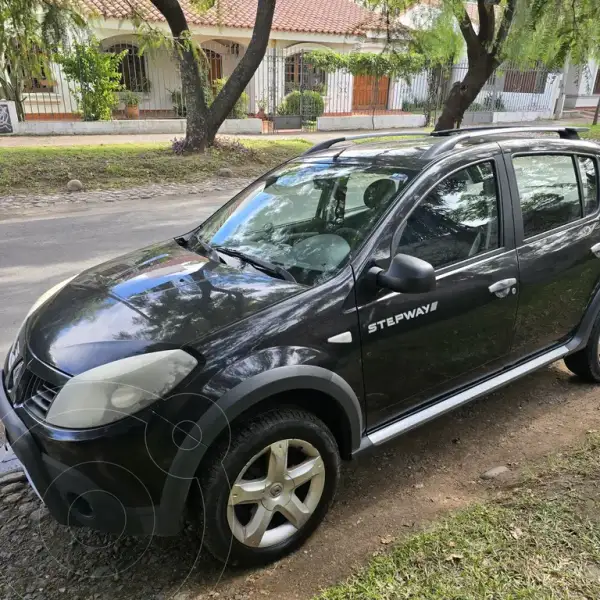 Renault Sandero 2010 - foto 1