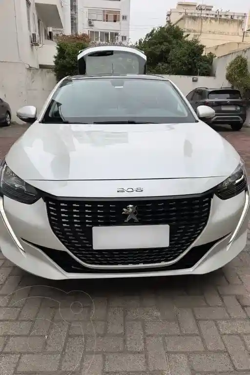 Peugeot 208 Allure 1.6 Tiptronic  2022 - foto 1