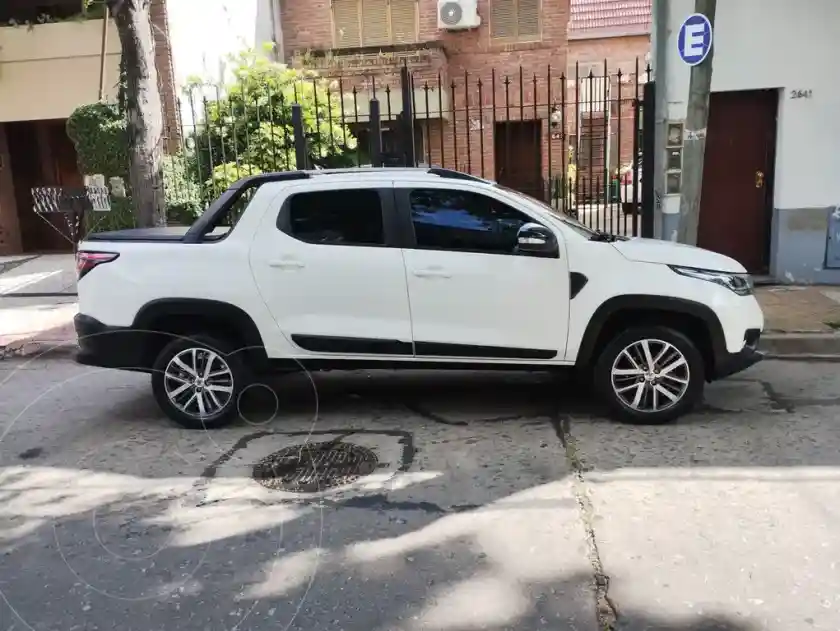 Fiat Strada Volcano Cabina Doble 1.3 Firefly Cvt  2024 - foto 2