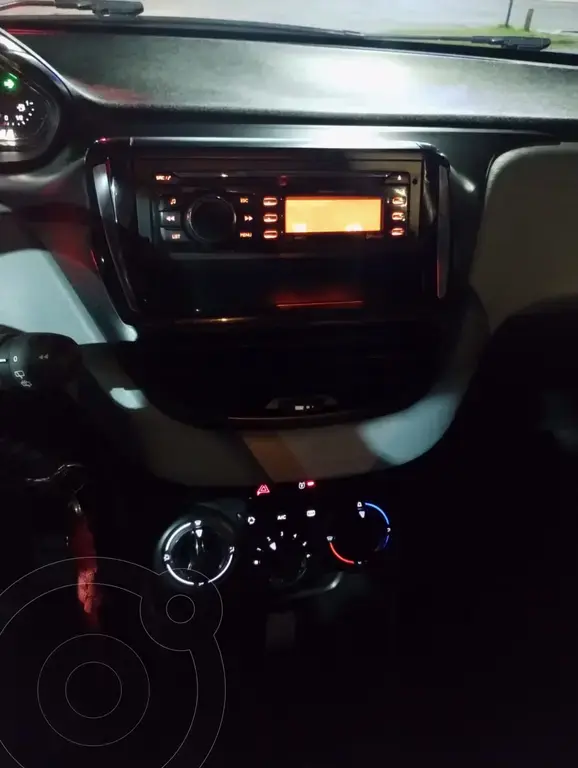Peugeot 208 Allure 1.5  2013 - foto 5