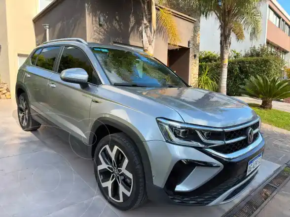 Volkswagen Taos Highline Aut  2024 - foto 1