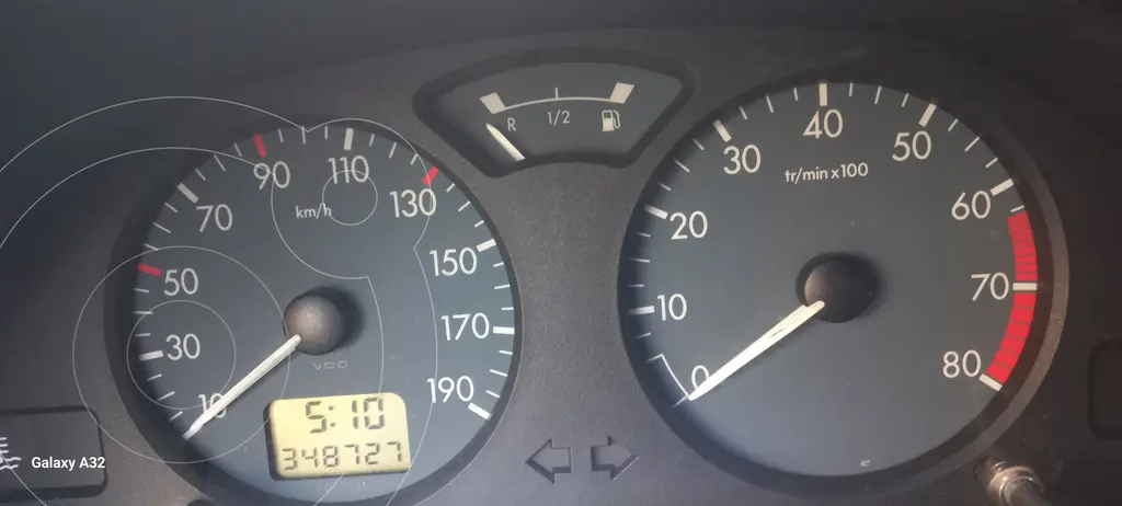 Citroën Saxo 1.1 5P (1124 Cc) 2001 - foto 4