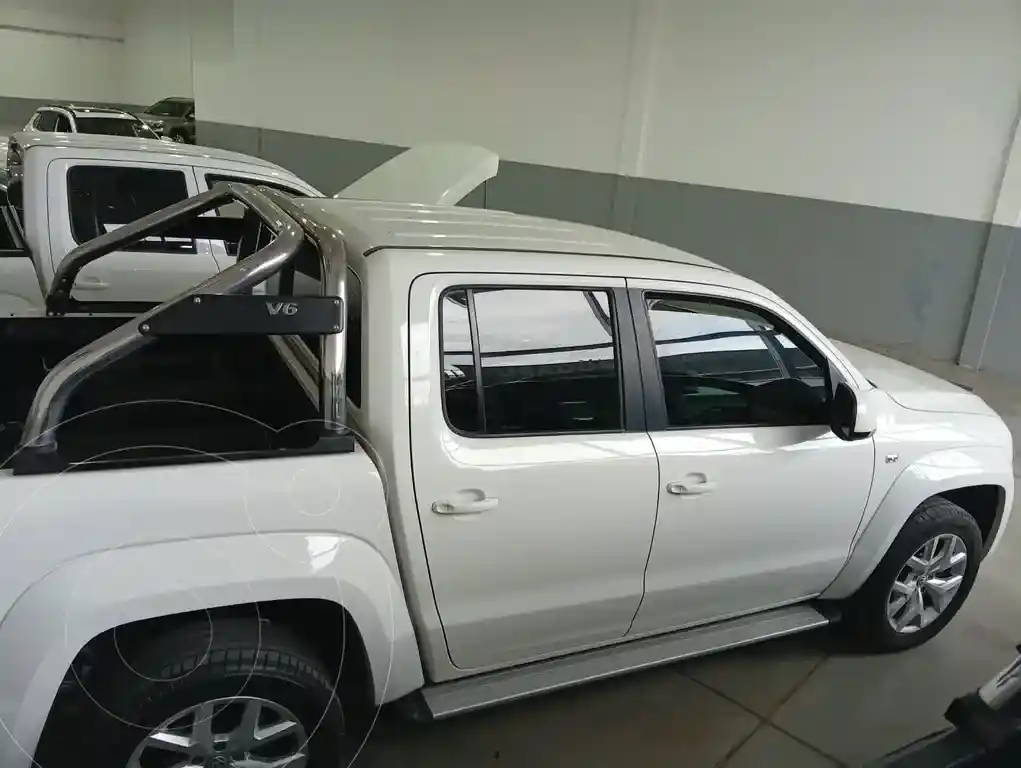 Volkswagen Amarok Dc 4X4 Highline V6 Aut 258Cv  2021 - foto 2