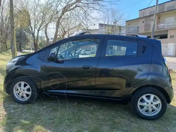 Chevrolet Spark Lt  2012 - foto 4