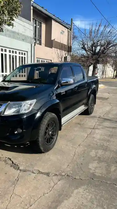Toyota Hilux 3.0 4X2 Srv Tdi Dc  2015 - foto 1