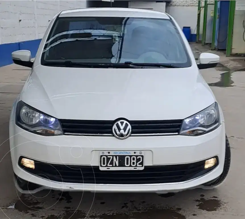 Volkswagen Voyage 1.6 Highline  2015 - foto 2