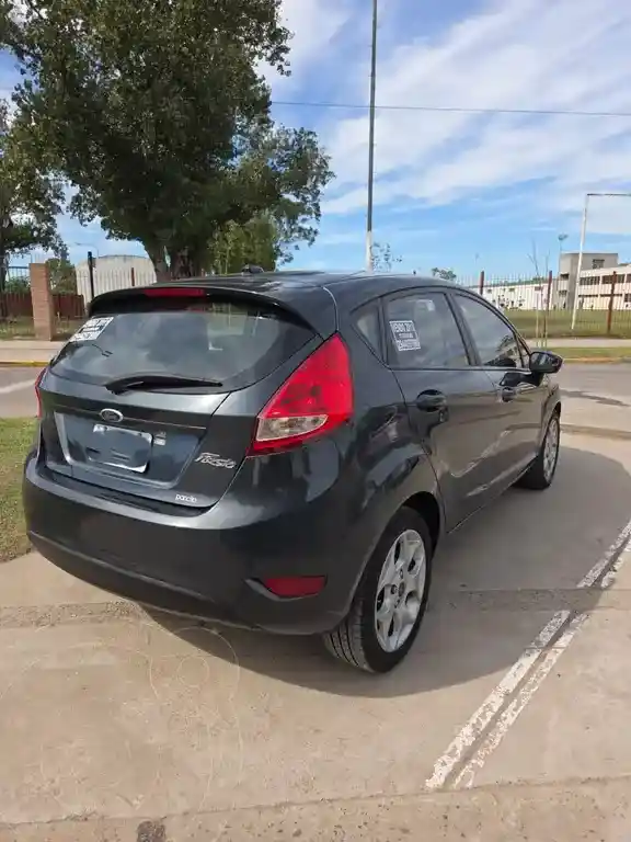 Ford Fiesta Kinetic Titanium  2011 - foto 5