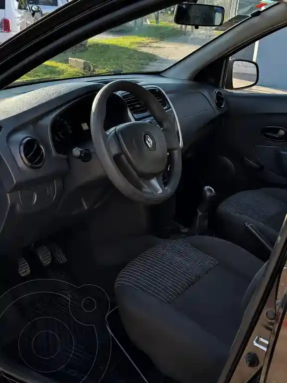 Renault Logan 1.6 Authentique  2019 - foto 2