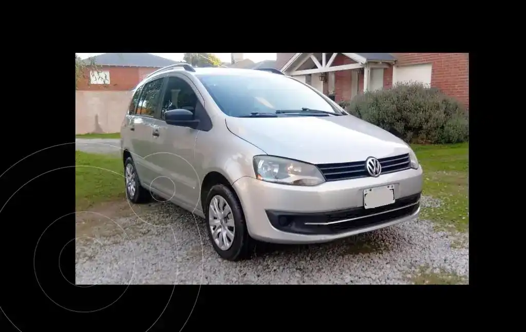 Volkswagen Suran 1.6 Comfortline Plus  2014 - foto 1